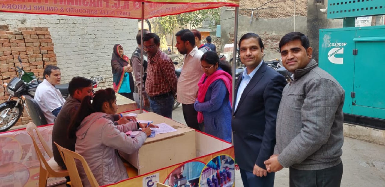 Reshmi Ghosh Came to palwal to bless thalassemic kids